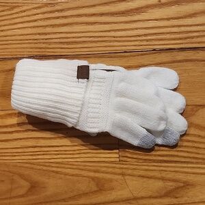 ‼️🆕‼️ Pair of CC White Winter Gloves